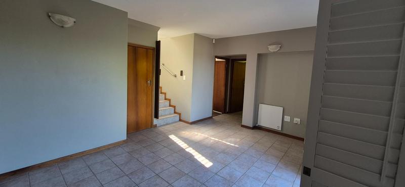 To Let 3 Bedroom Property for Rent in Outeniqua Strand Western Cape